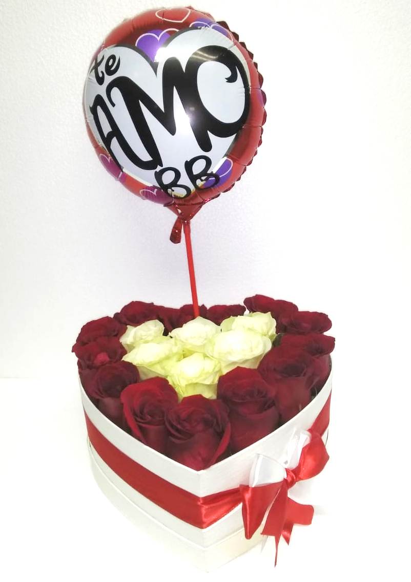 20 Rosas en Caja Coraz�n y Globito